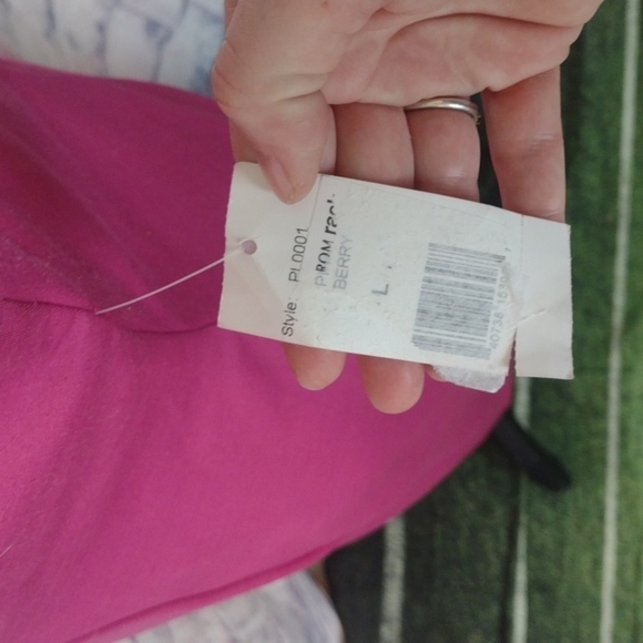 Alexia admor berry dress size large - Picture 3 of 9